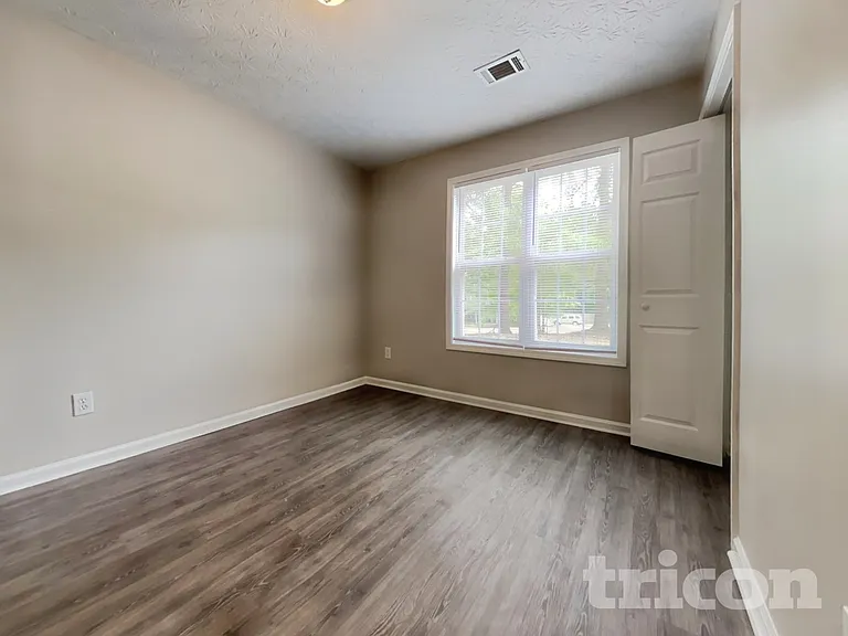 6050 Fieldwood Ln — Photo 15
