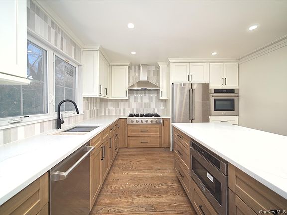 4th image of 54 Lindbergh Avenue