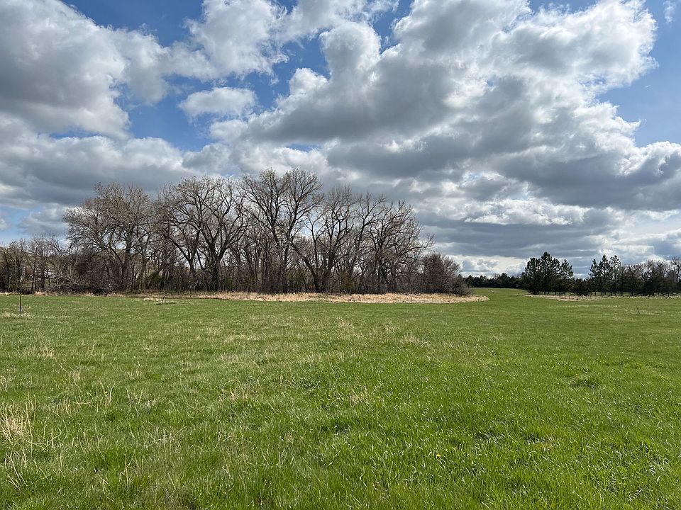 E 10th St, Chadron, NE 69337 Zillow