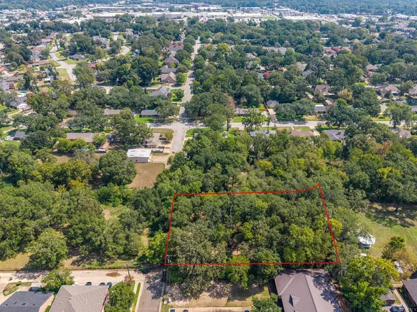 1000 Timberwilde Dr, Tyler, TX 75703