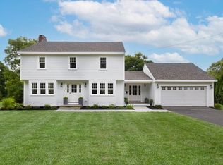 15 So Bradford Rd, Hingham, MA 02043