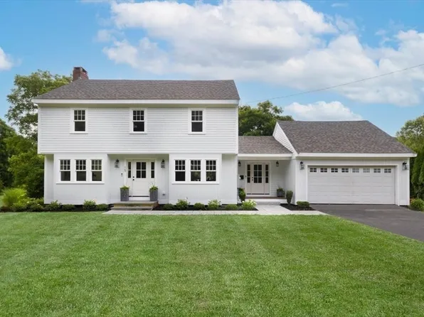 15 So Bradford Rd, Hingham, MA 02043