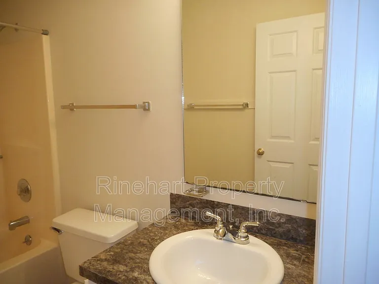 1112 Camden Ave #104 — Photo 8