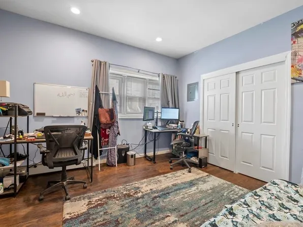 705 8th Street image 23 of 34