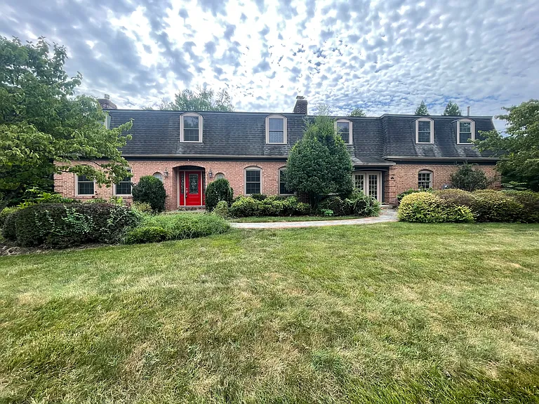 1211 Vinita Ln — Photo 72