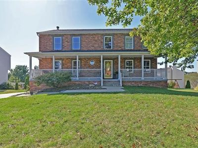 127 Forest Glen Dr, Imperial, PA, 15126