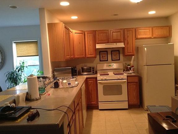 3rd image of 34 Bramble Ct #305