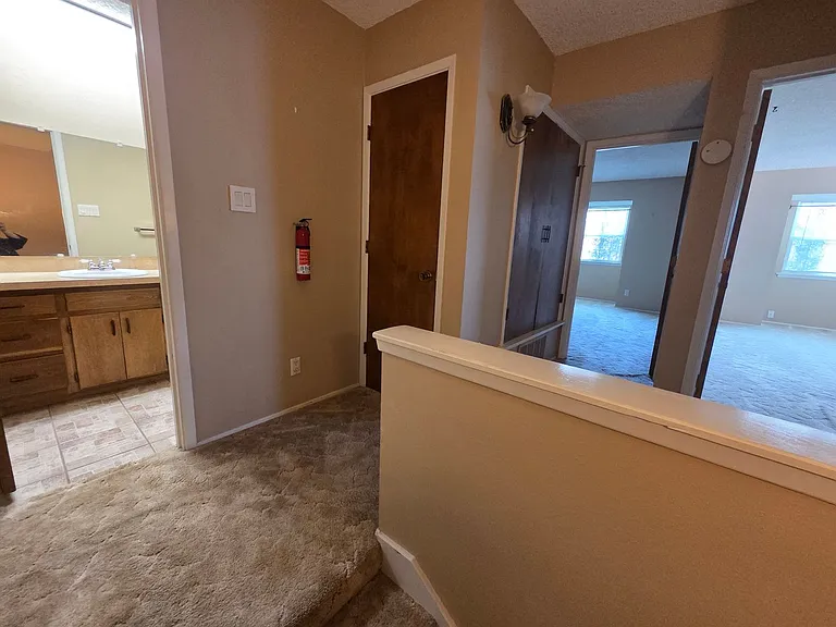 721 Laurelwood Dr #C — Photo 9