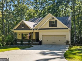 297 Cherokee Dr N, Waleska, GA 30183