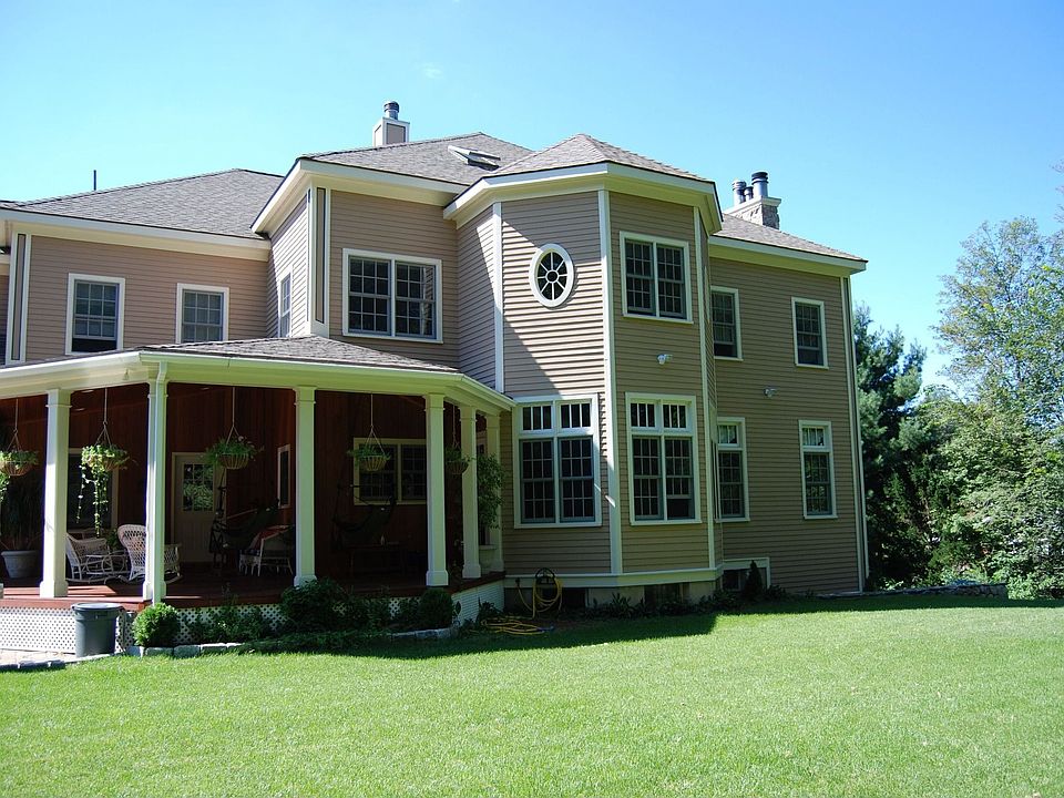 Back view - Porch