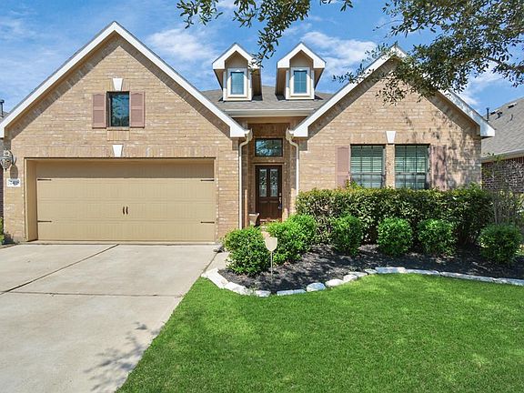 4th image of 24118 Rosalia Court