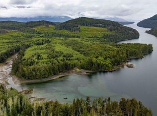 Dl1833 Cracroft Is, West Cracroft Island, BC V0N