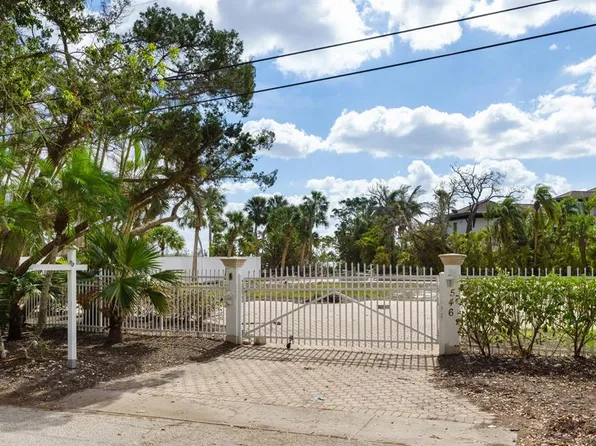 546 Freeling Dr #340, Sarasota, FL 34242