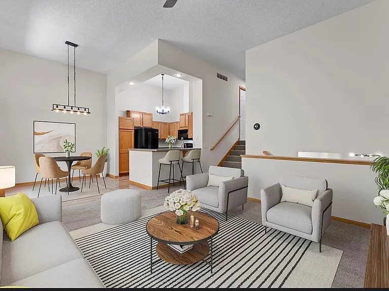 Timber Crest Dr SE — Photo 6