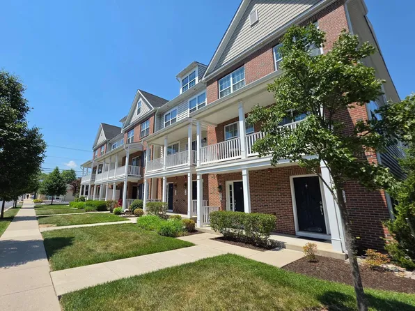 32 N Cannon Ave, Lansdale, PA 19446