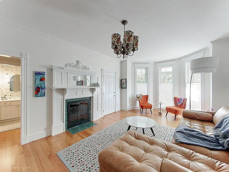 34 Catherine St #A — Photo 1