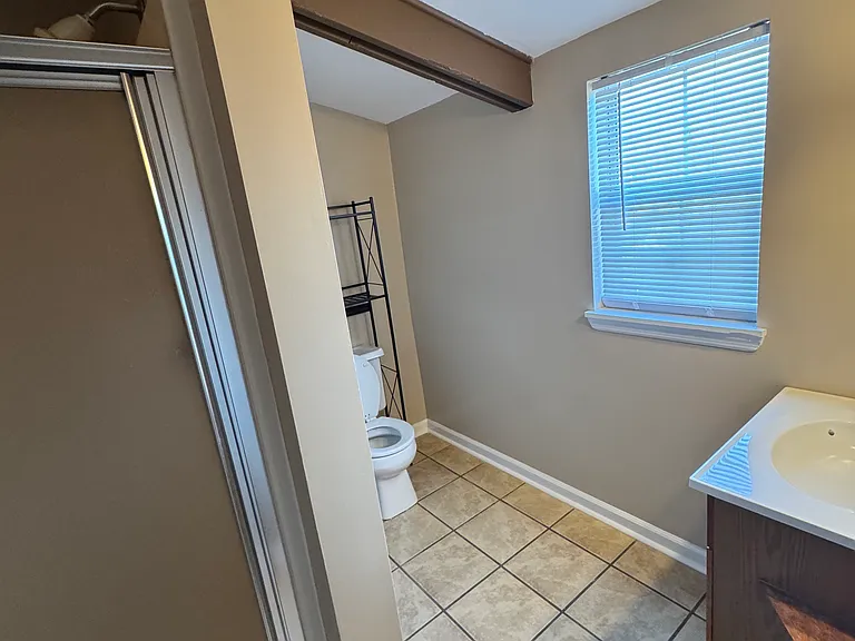 1120 Garfield St — Photo 7