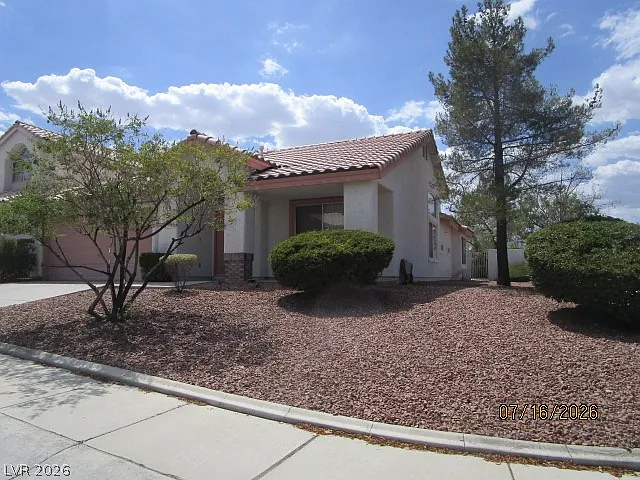 2345 Queen Bee Ct — Photo 22