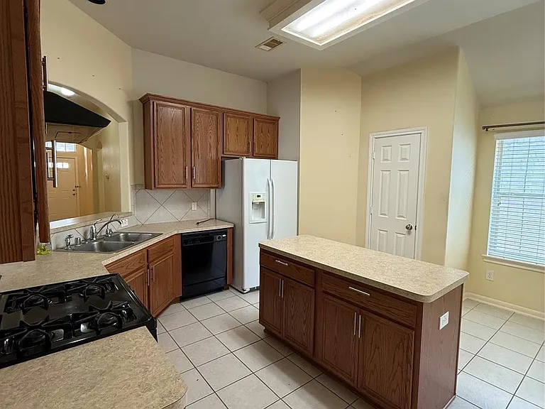 13239 Rustic Garden Dr — Photo 4