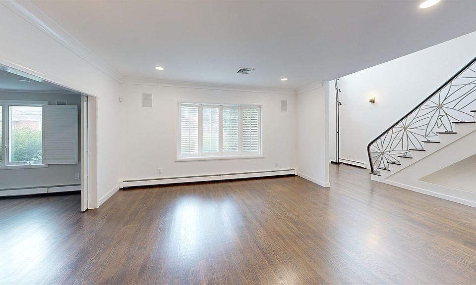 1st image of 56 Cynthia Rd