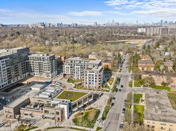 1 Neighbourhood Ln #110, Toronto, ON M8Y 0C2