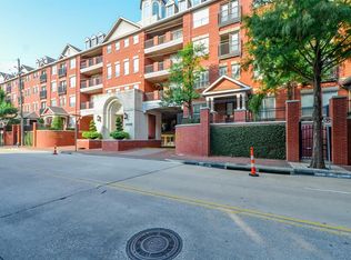 2400 McCue Rd APT 327, Houston, TX 77056