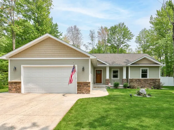 2676 N Jefferson Rd, Midland, MI 48642