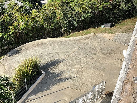 Drive way