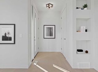 1189 E Waterford Dr, Chestermere, AB T1X2T7