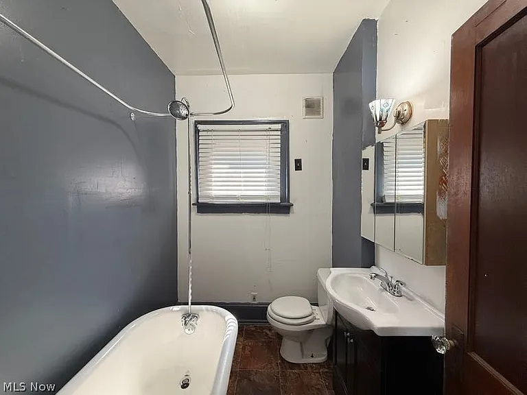 1504 Preston Ave — Photo 23