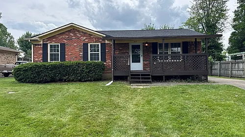 1814 Oakwood Dr Photo 1