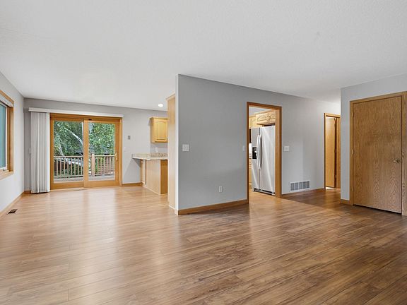 5th image of 2704 13th Ave NW