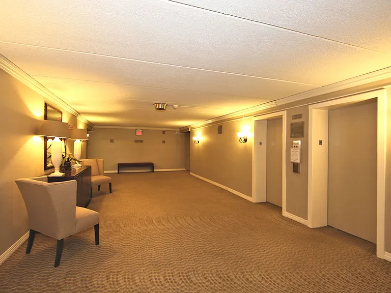 480 Halstead Ave #N — Photo 9
