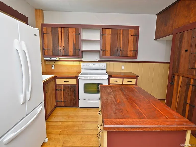 248 Wellsville Ave #1 — Photo 4