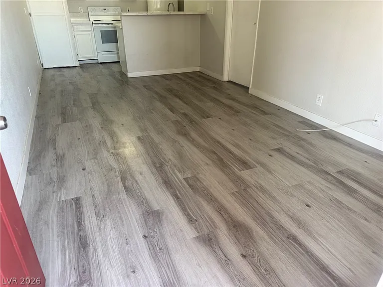 1381 E University Ave #312 — Photo 10