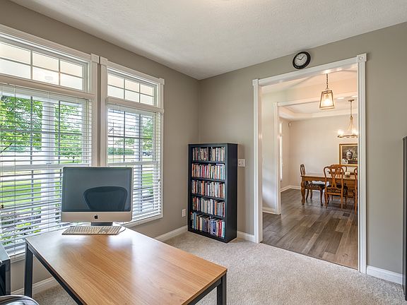 5th image of 4257 Mona Cir