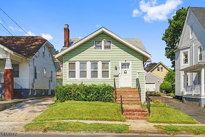 1st image of 267 Argyle Pl