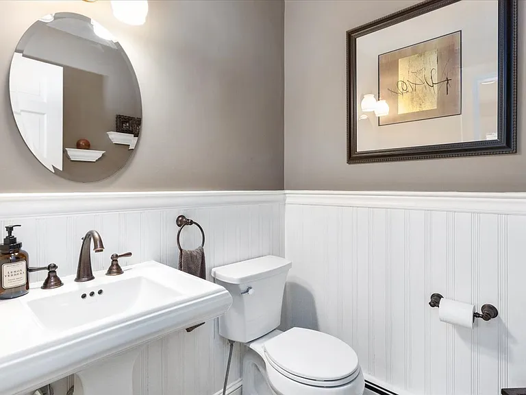 Half bath off mudroom