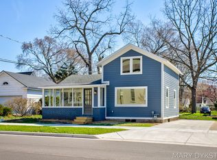 303 Pine Ave, Holland, MI