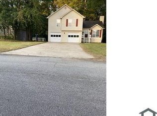 5706 Mistyview Dr, Rex, GA 30273