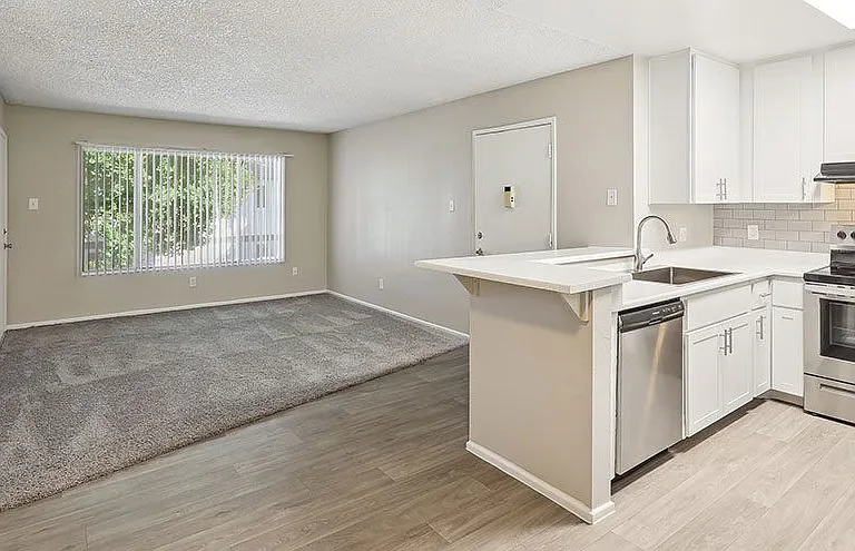 Westmount at Urban Trails Apartments — Photo 16