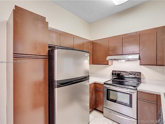 5th image of 5439 Verona Dr APT O