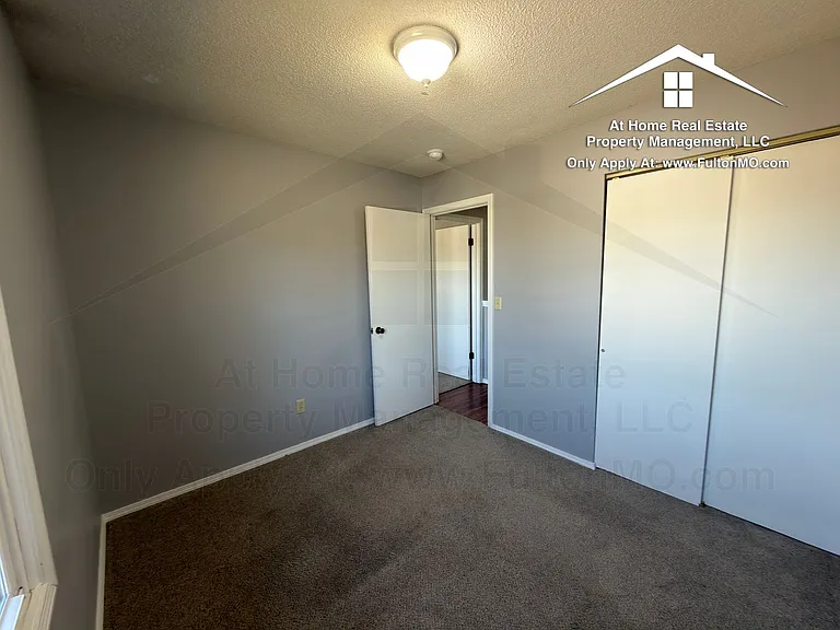 1904 Springdale Ct — Photo 21