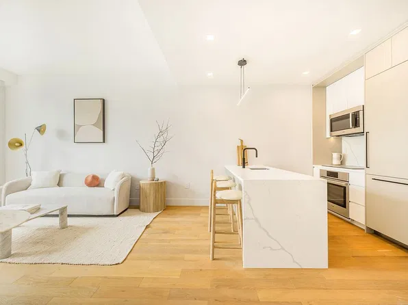 37-34 33rd St #3K, Long Island City, NY 11101