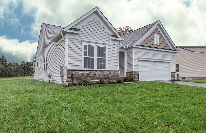 1st image of 132 Hayvenhurst Ct