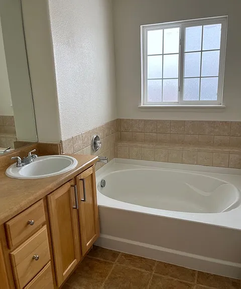 1437 Turnberry Dr — Photo 14