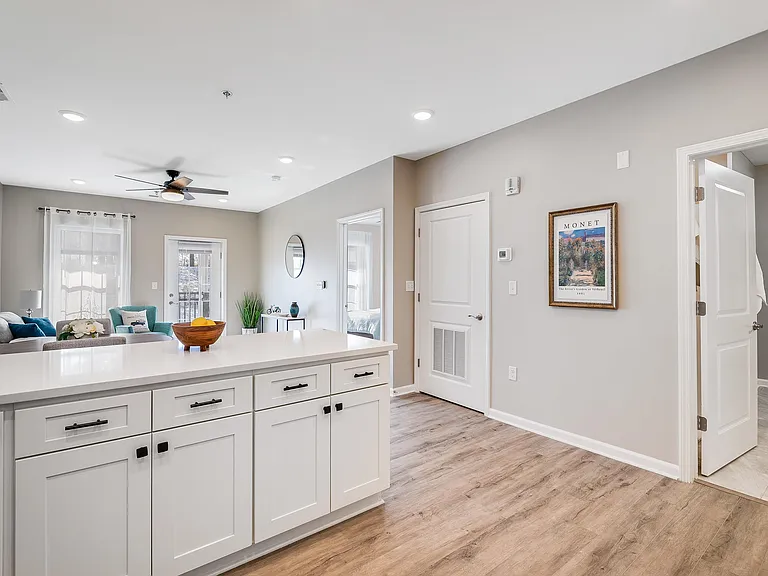 Pinnacle Ridge Apartments — Photo 11