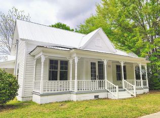 305 N Webb St, Selma, NC 27576