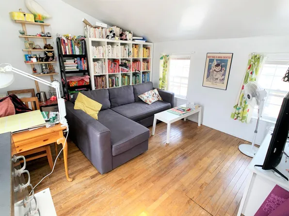 320 W Wildey St, Philadelphia, PA 19123