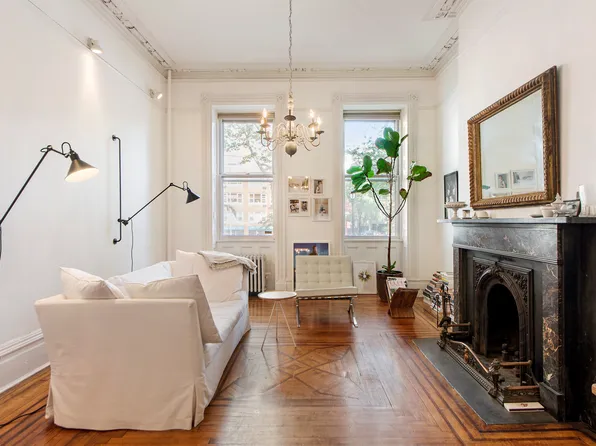 200 Sixth Avenue image 3 of 19